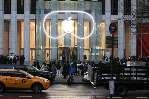 Bullish trade in Apple options reaps gains as shares jump on tariff exemption