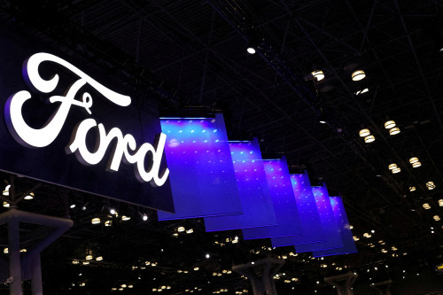 Ford halts shipments of vehicles to China amid tariffs, WSJ reports