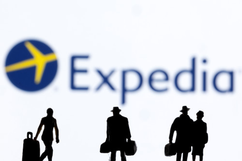 Expedia misses quarterly revenue estimates amid weak US travel demand; shares down